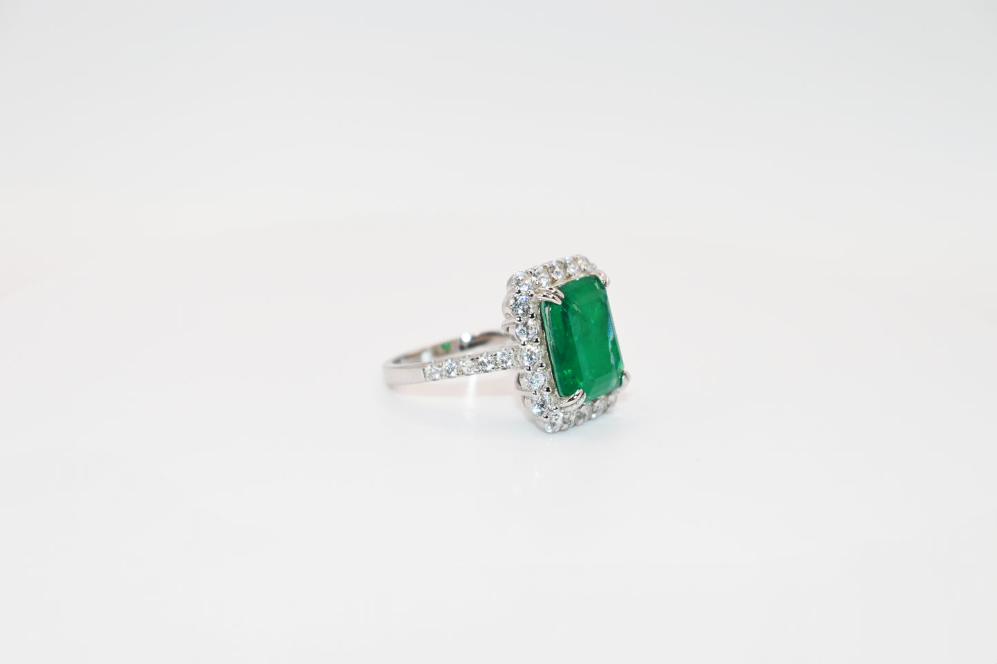 Gleam Ring